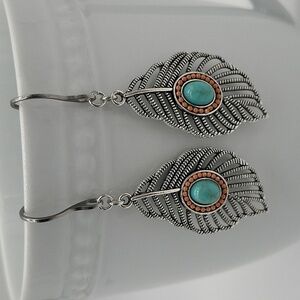 1804- Handmade Boho Leaves Earrings NWT